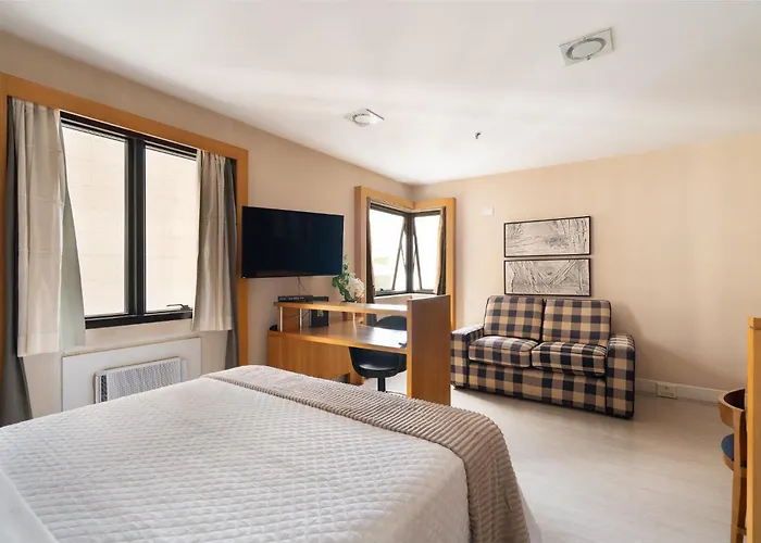 Suites Hotel Faria Lima
