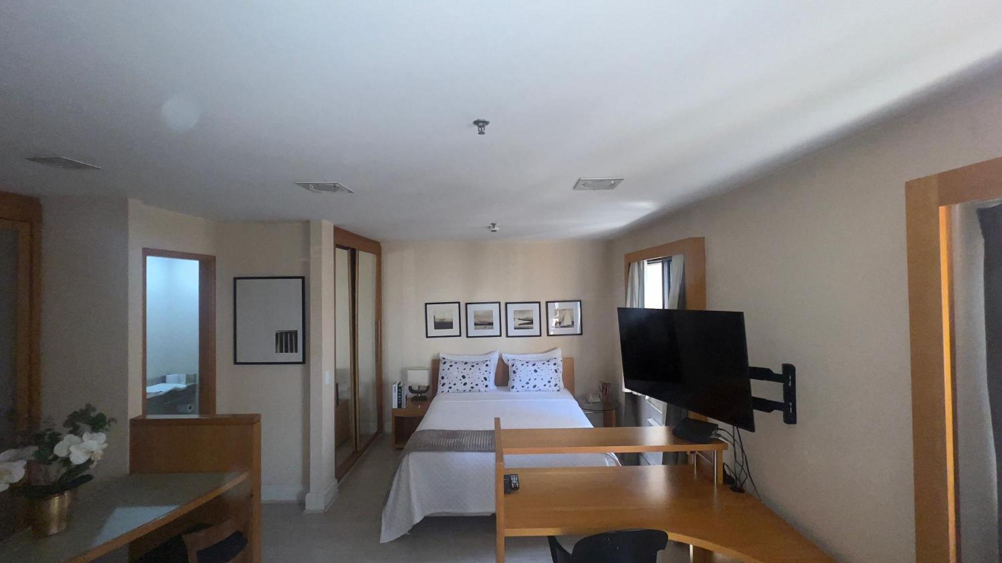 Faria Lima Apartment *